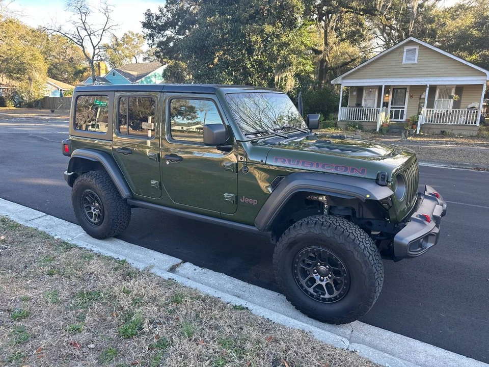 2022 Jeep JL Wrangler - Image 3 of 12