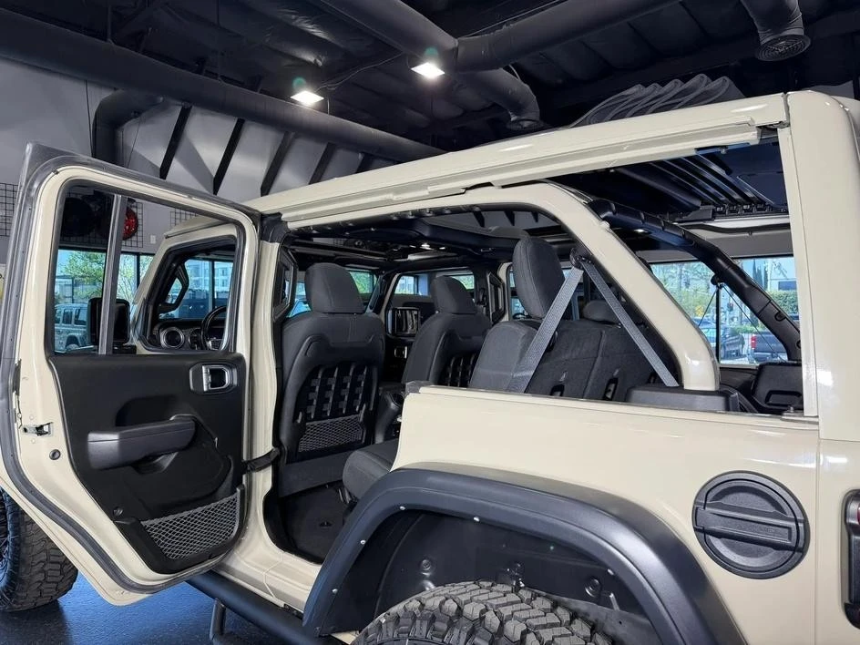2022 Jeep JL Wrangler Rubicon 392 - Image 20 of 31