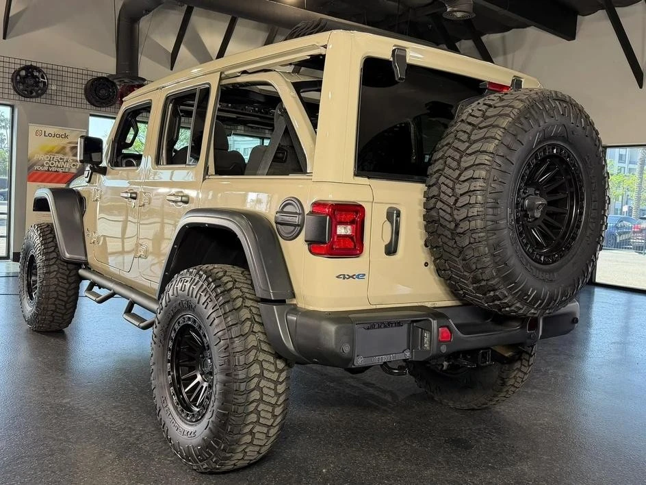 2022 Jeep JL Wrangler Rubicon 392 - Image 21 of 31