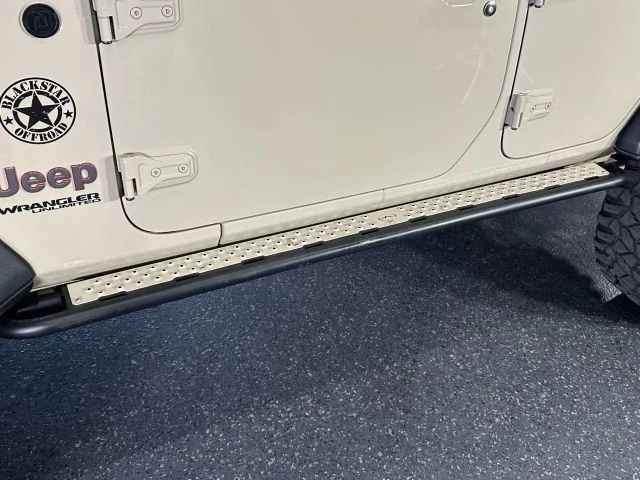 2022 Jeep JL Wrangler - Image 8 of 21