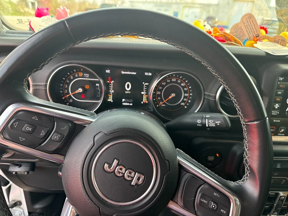 2022 Jeep JL Wrangler - Image 5 of 10