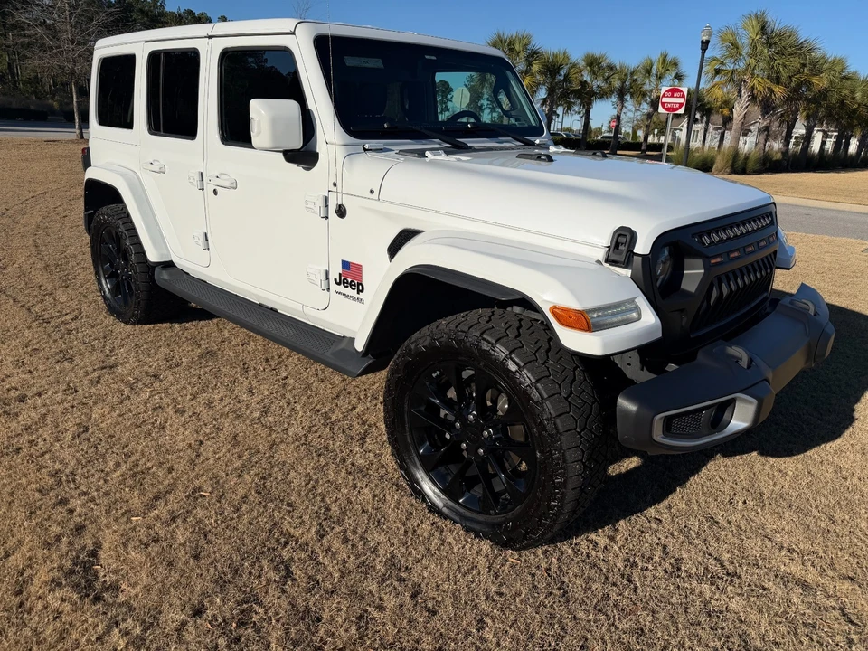 2022 Jeep JL Wrangler - Image 5 of 10