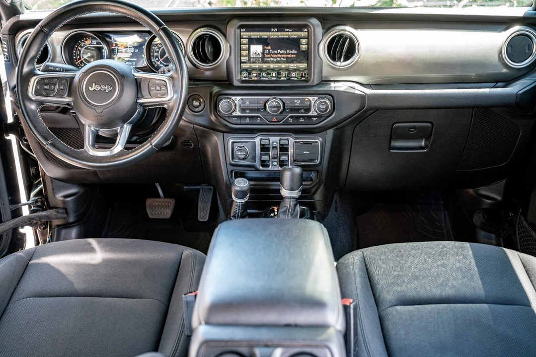 2022 Jeep JL Wrangler - Image 12 of 20