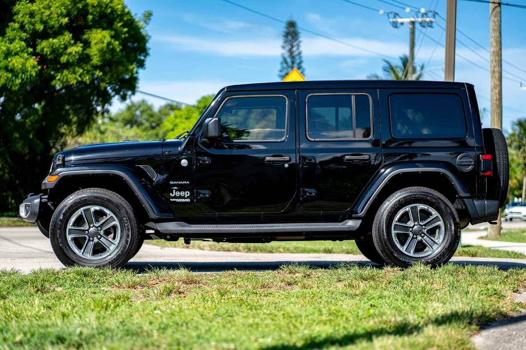 2022 Jeep JL Wrangler - Image 4 of 20