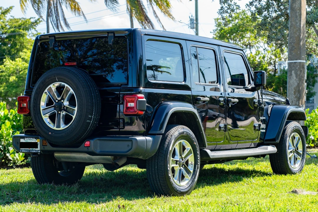 2022 Jeep JL Wrangler - Image 5 of 20