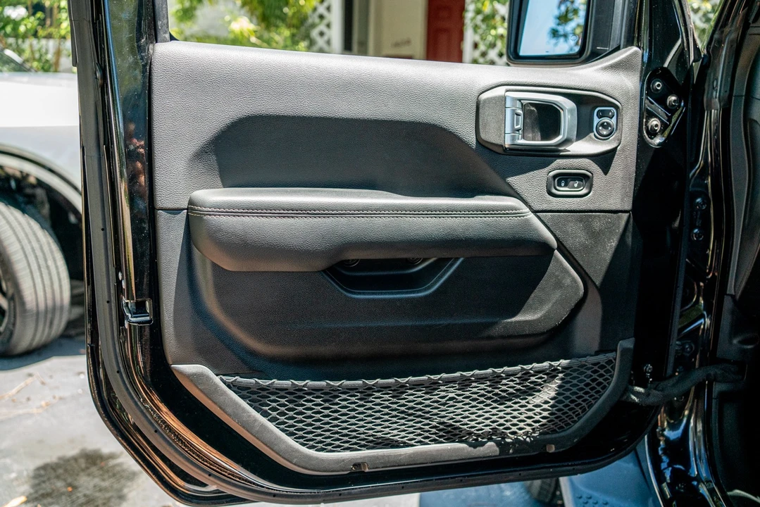 2022 Jeep JL Wrangler - Image 17 of 20
