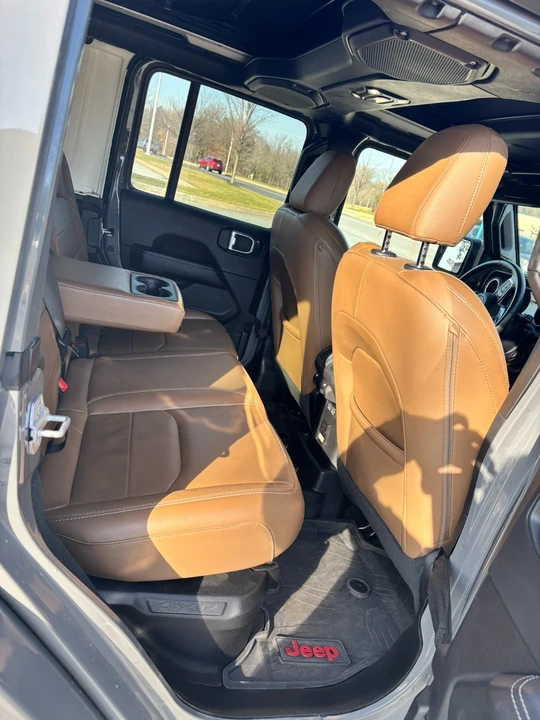 2022 Jeep JL Wrangler - Image 11 of 14