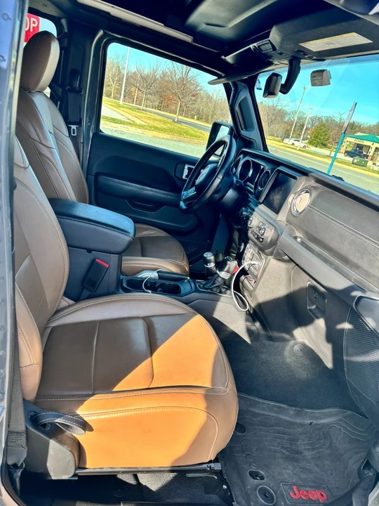 2022 Jeep JL Wrangler - Image 10 of 14