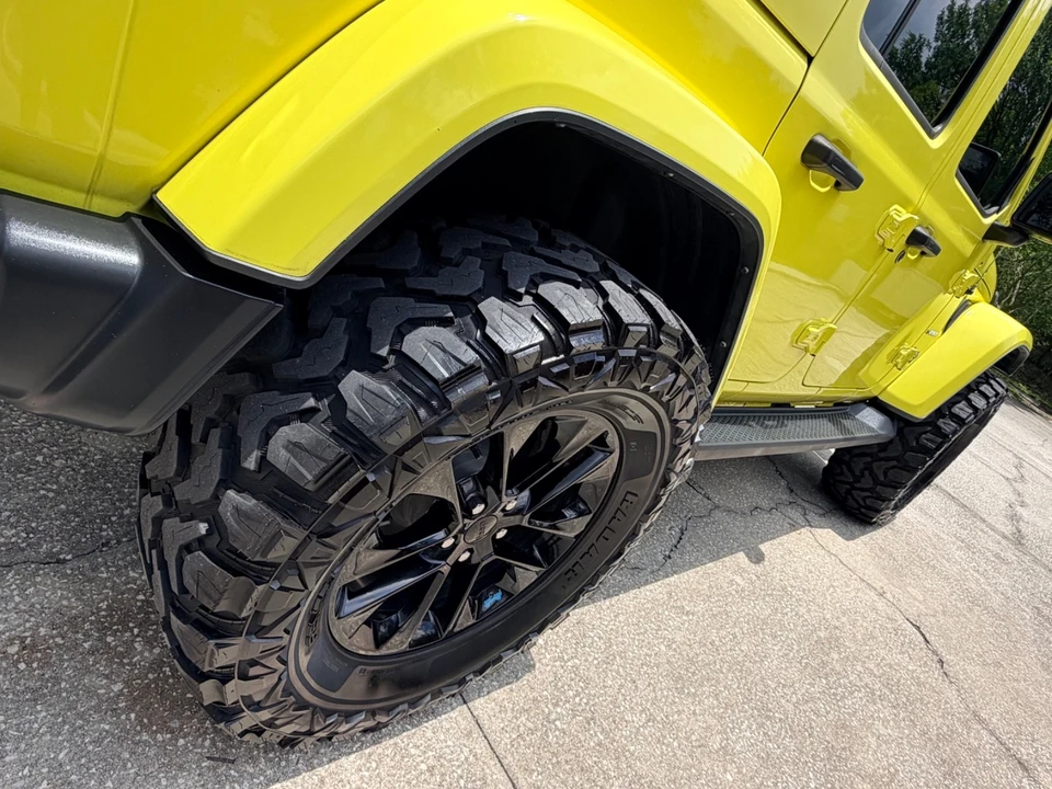 2022 Jeep JL Wrangler - Image 19 of 31