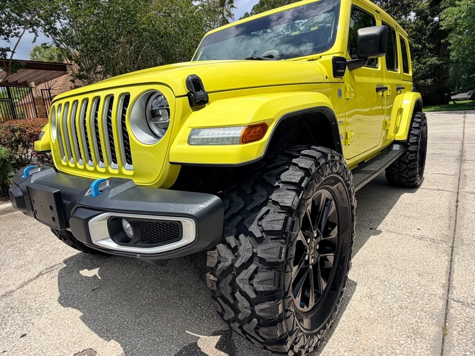 2022 Jeep JL Wrangler - Image 9 of 31