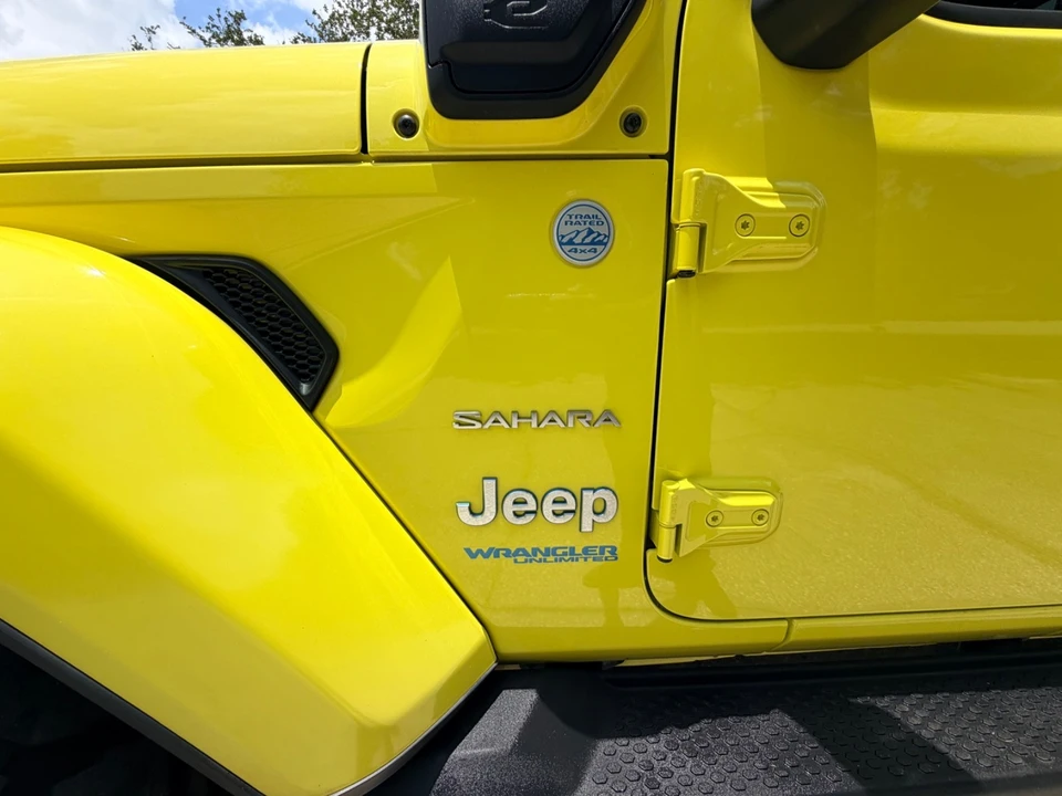 2022 Jeep JL Wrangler - Image 12 of 31