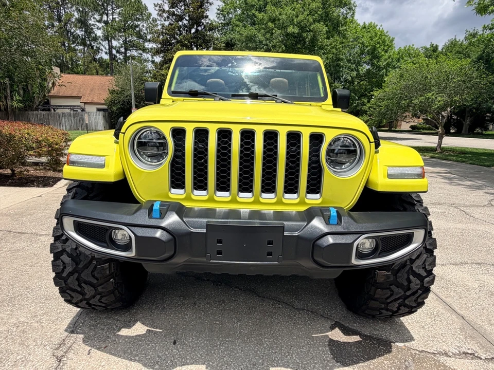 2022 Jeep JL Wrangler - Image 8 of 31