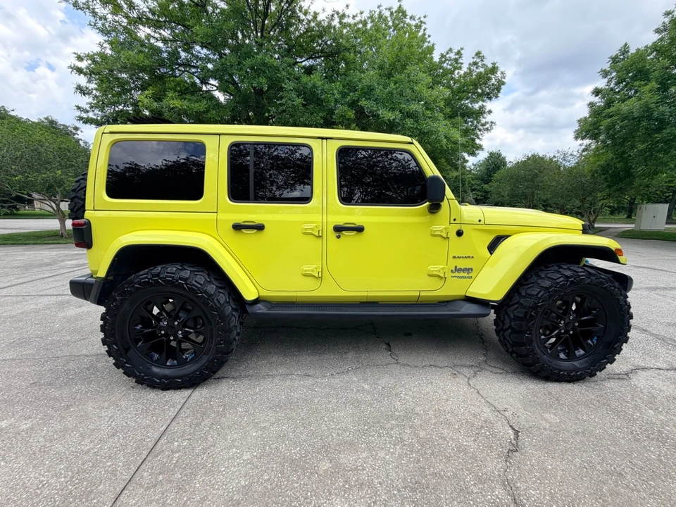 2022 Jeep JL Wrangler - Image 5 of 31
