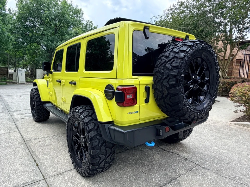 2022 Jeep JL Wrangler - Image 2 of 31