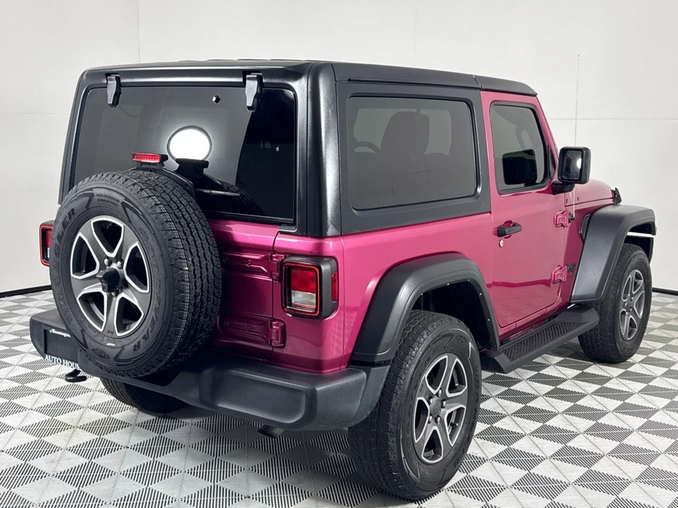 2022 Jeep JL Wrangler - Image 5 of 12