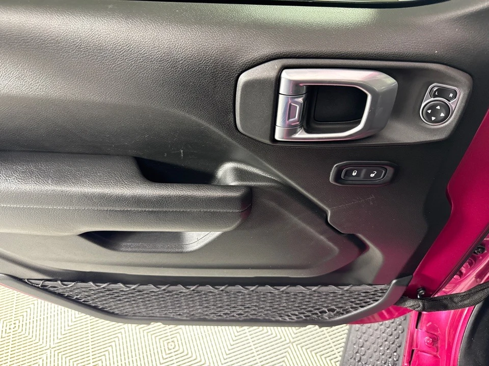 2022 Jeep JL Wrangler - Image 12 of 12
