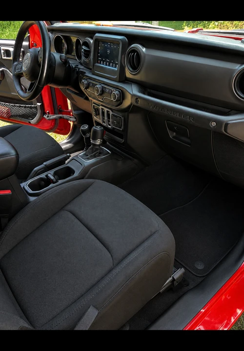 2022 Jeep JL Wrangler - Image 7 of 10
