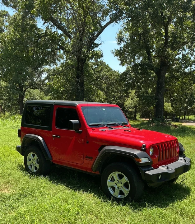 2022 Jeep JL Wrangler - Image 2 of 10