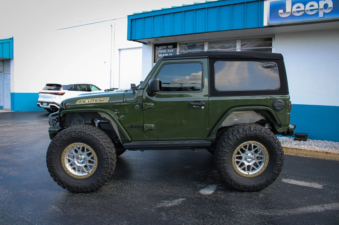 2022 Jeep JL Wrangler - Image 7 of 9