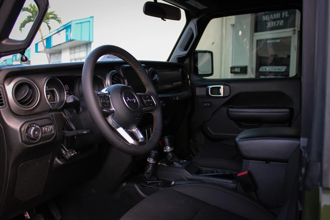 2022 Jeep JL Wrangler - Image 5 of 9