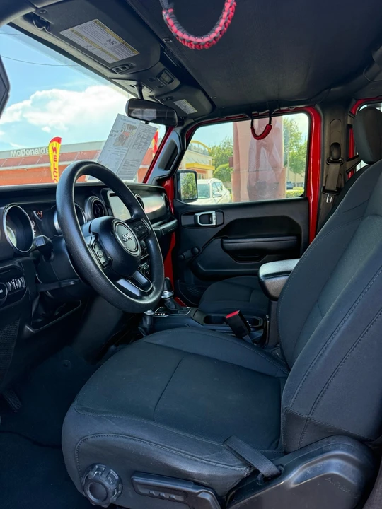 2022 Jeep JL Wrangler - Image 15 of 17