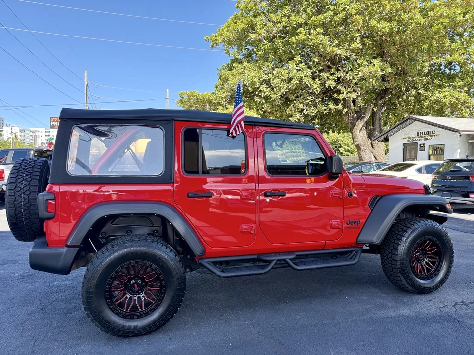 2022 Jeep JL Wrangler - Image 4 of 17
