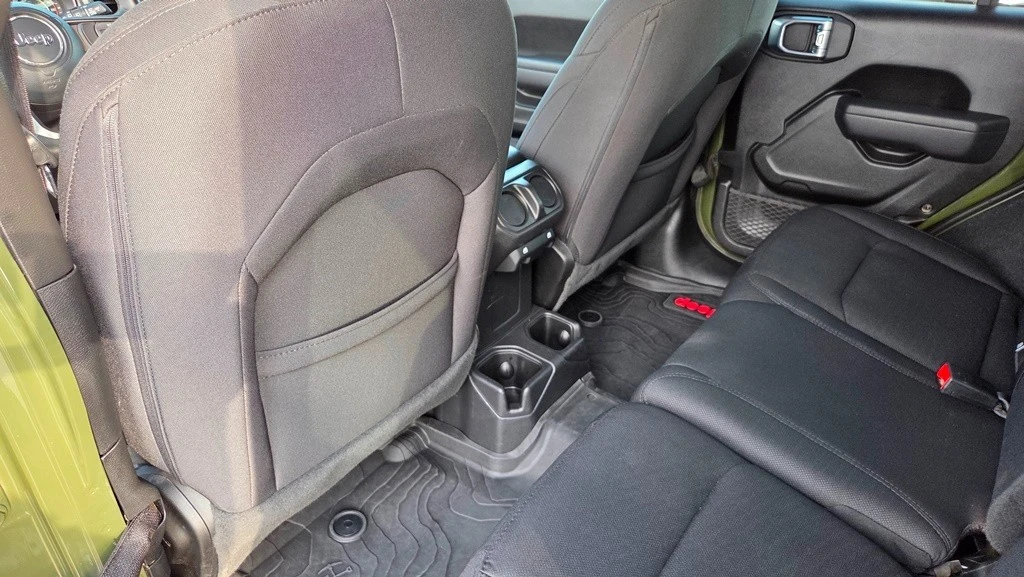 2022 Jeep JL Wrangler - Image 15 of 21