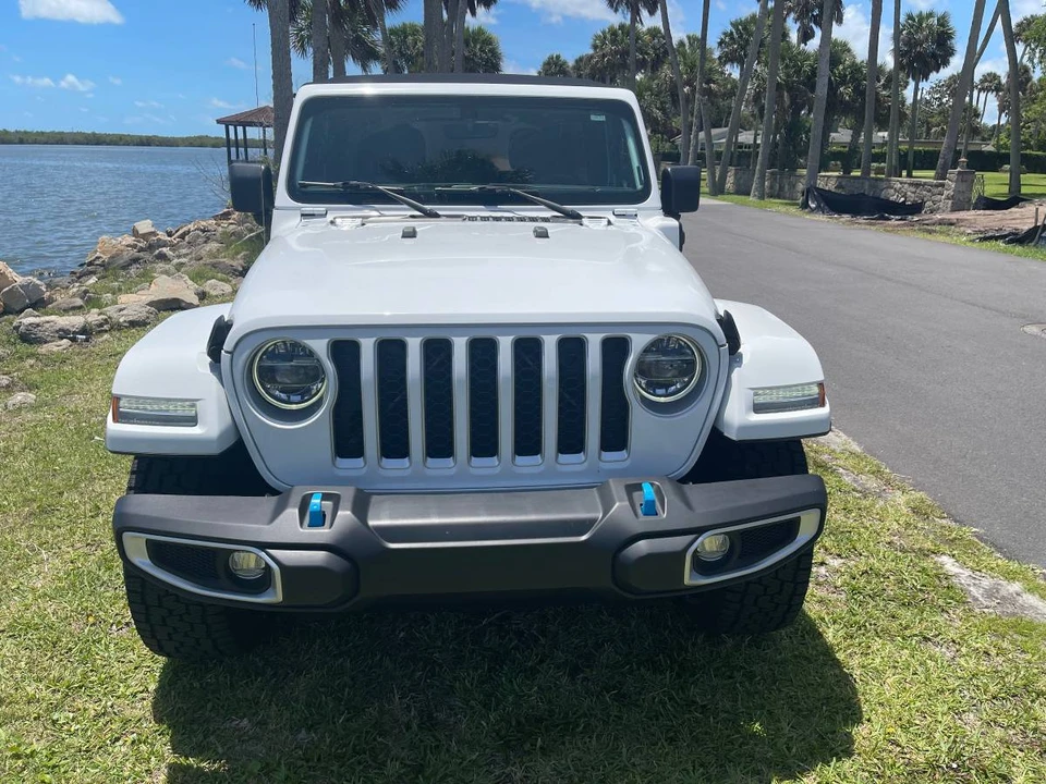 2022 Jeep JL Wrangler - Image 4 of 22