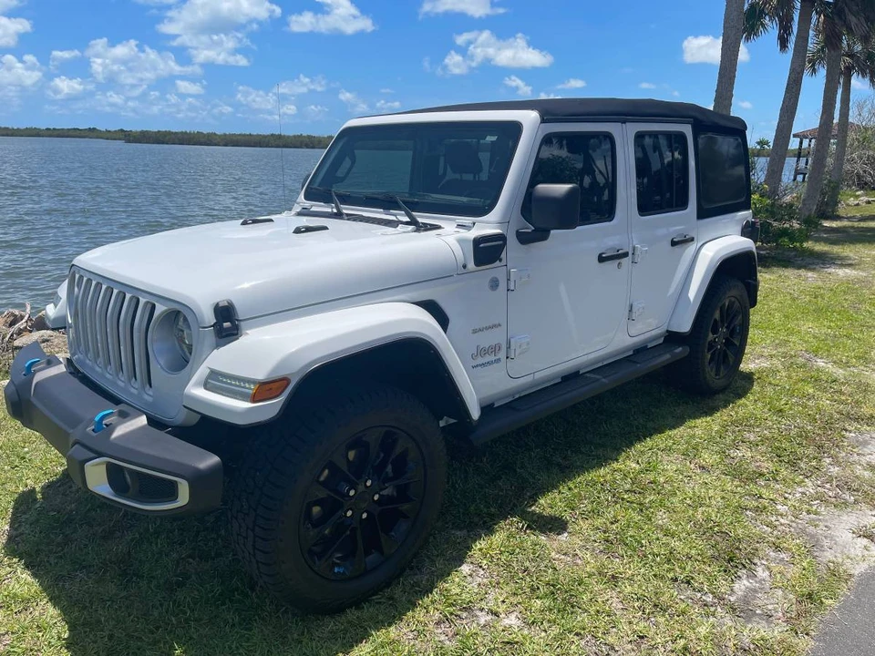2022 Jeep JL Wrangler - Image 2 of 22