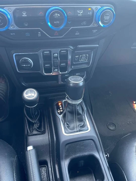 2022 Jeep JL Wrangler - Image 8 of 22