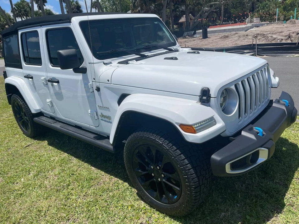 2022 Jeep JL Wrangler - Image 3 of 22