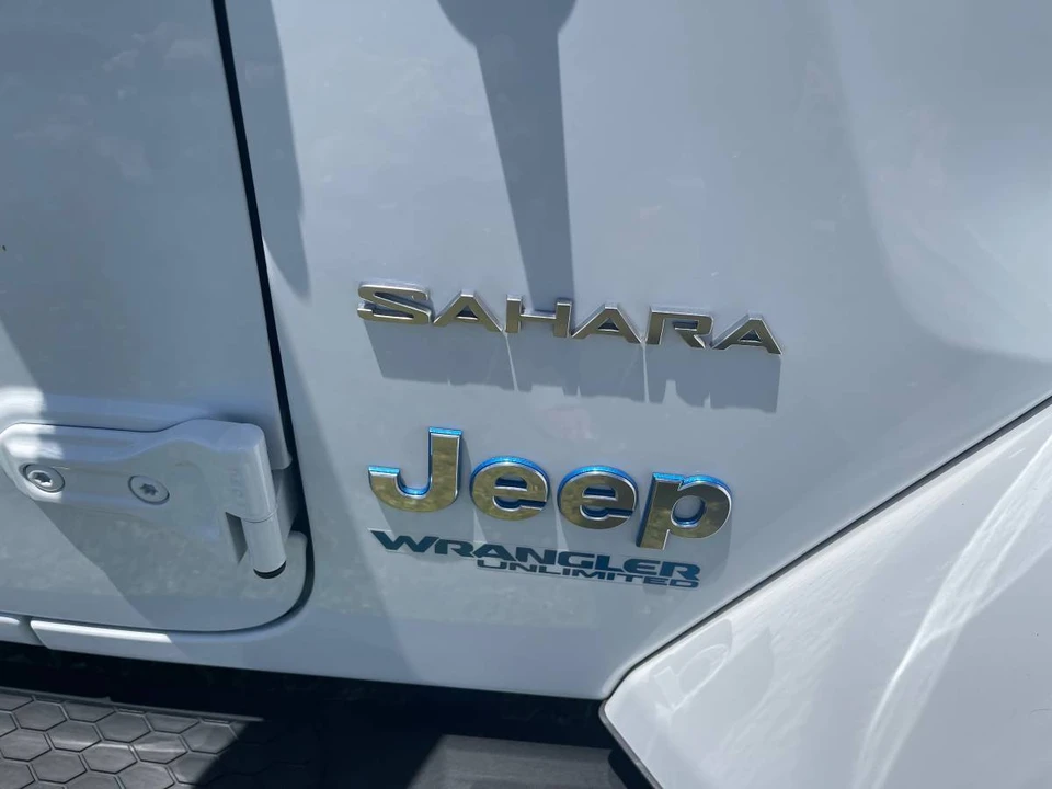 2022 Jeep JL Wrangler - Image 17 of 22