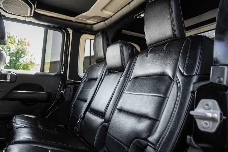 2022 Jeep JL Wrangler - Image 14 of 20