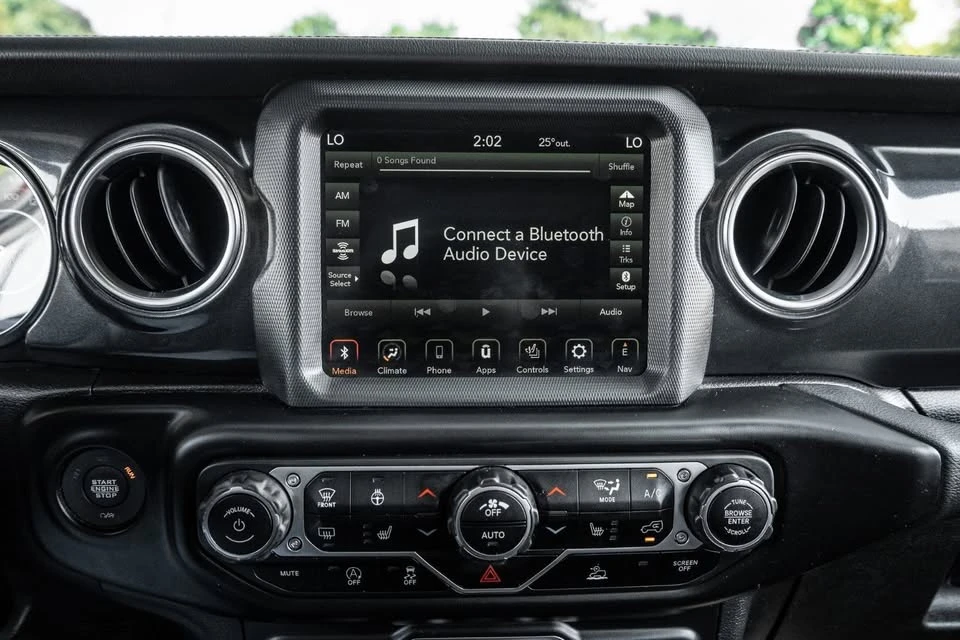 2022 Jeep JL Wrangler - Image 10 of 20