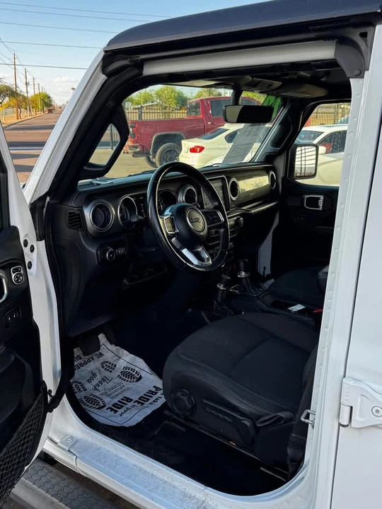 2022 Jeep JL Wrangler - Image 7 of 11