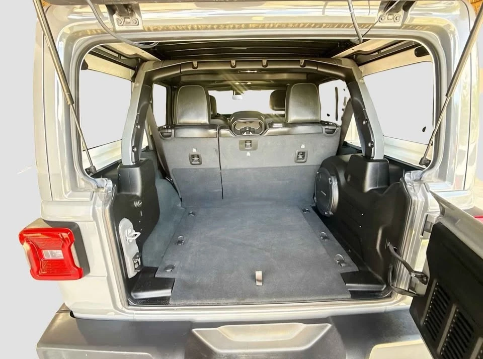 2022 Jeep JL Wrangler - Image 16 of 20