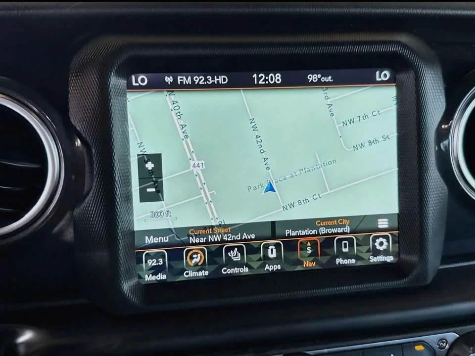 2022 Jeep JL Wrangler - Image 7 of 20