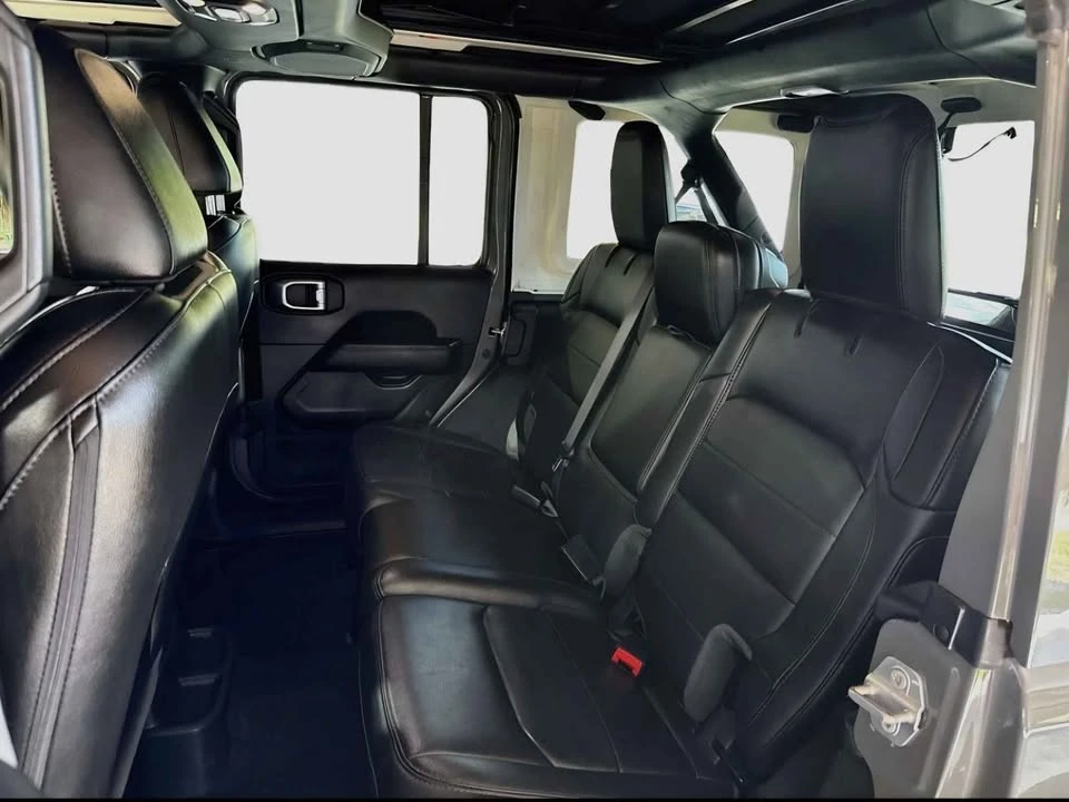 2022 Jeep JL Wrangler - Image 15 of 20