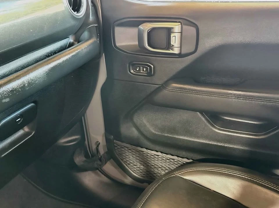 2022 Jeep JL Wrangler - Image 13 of 20