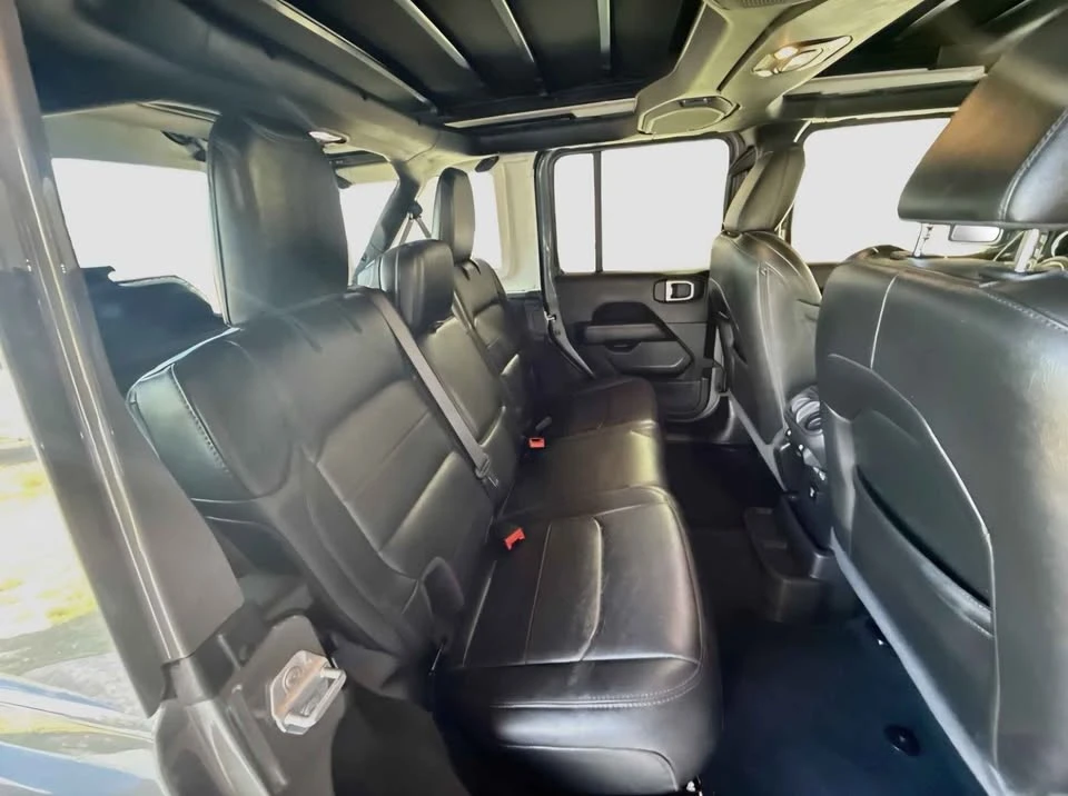 2022 Jeep JL Wrangler - Image 18 of 20