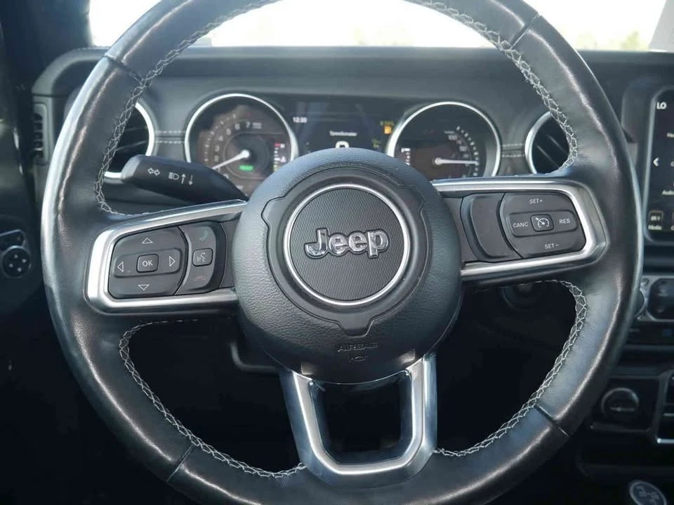 2022 Jeep JL Wrangler - Image 18 of 20