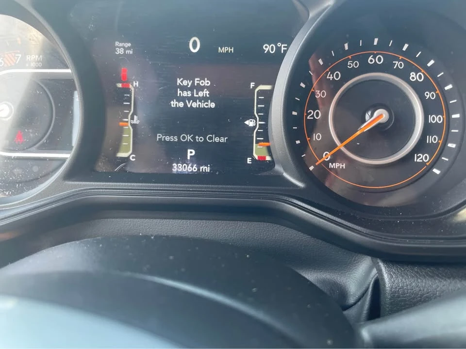 2022 Jeep JL Wrangler - Image 11 of 13