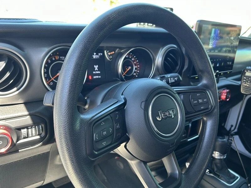 2022 Jeep JL Wrangler - Image 16 of 31