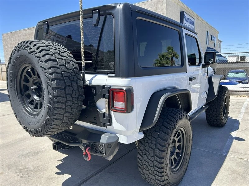 2022 Jeep JL Wrangler - Image 12 of 31