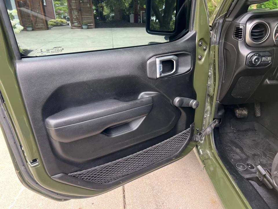2022 Jeep JL Wrangler - Image 8 of 14