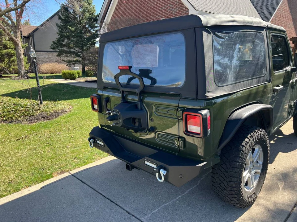 2022 Jeep JL Wrangler - Image 2 of 16