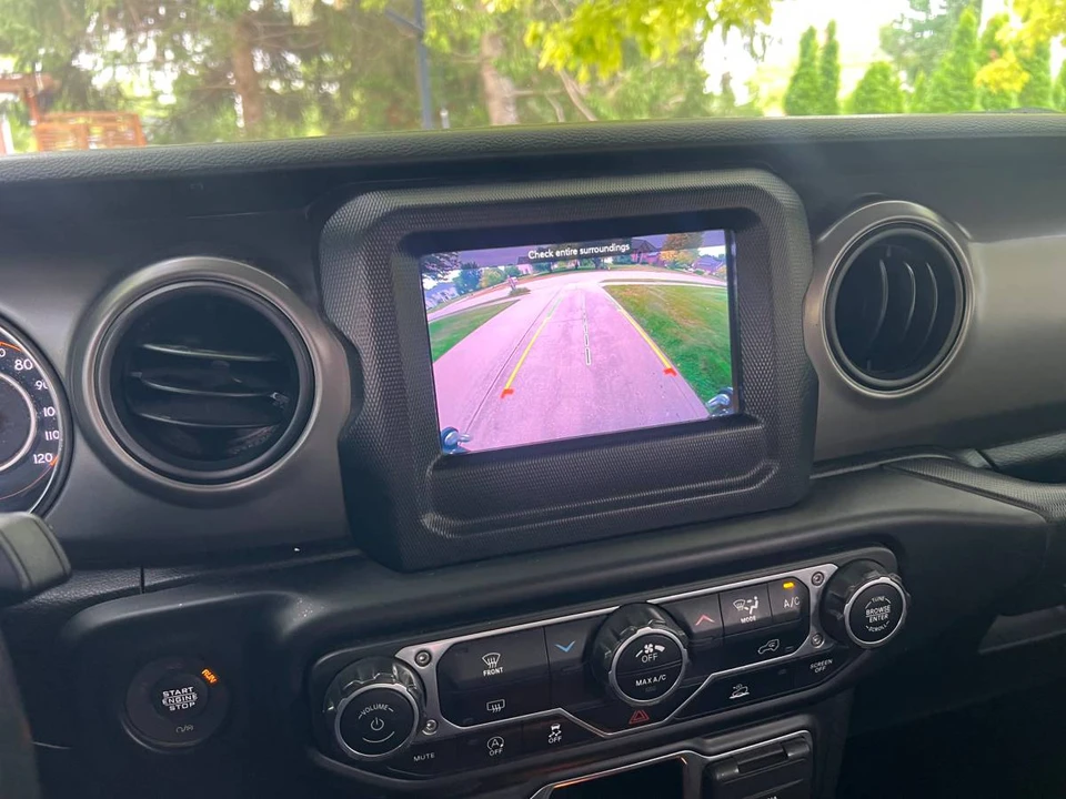2022 Jeep JL Wrangler - Image 14 of 14