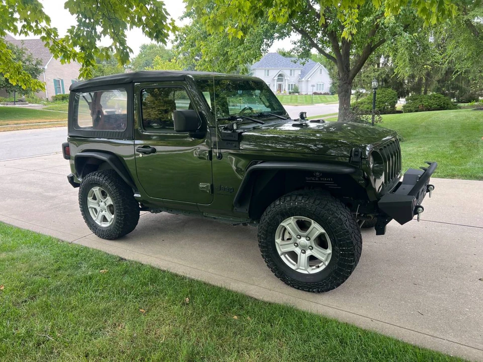 2022 Jeep JL Wrangler - Image 6 of 14