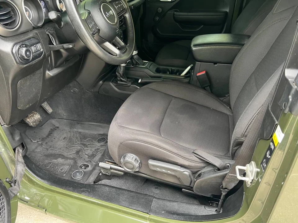 2022 Jeep JL Wrangler - Image 9 of 14