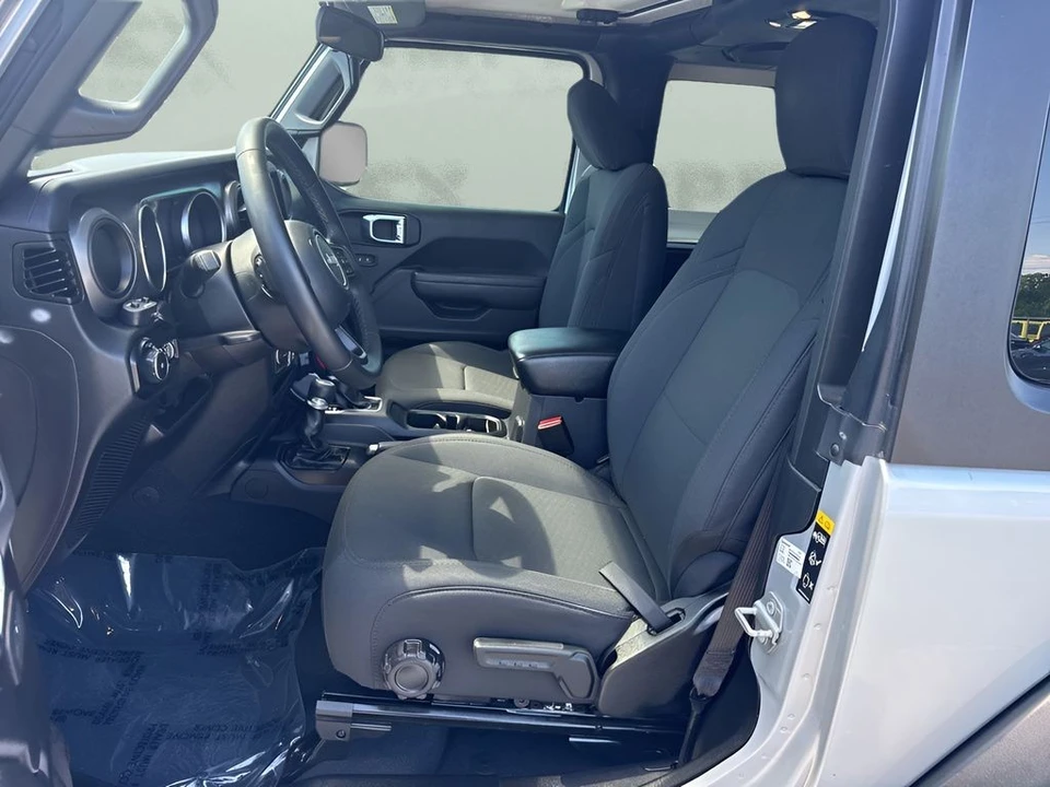 2022 Jeep JL Wrangler - Image 9 of 31